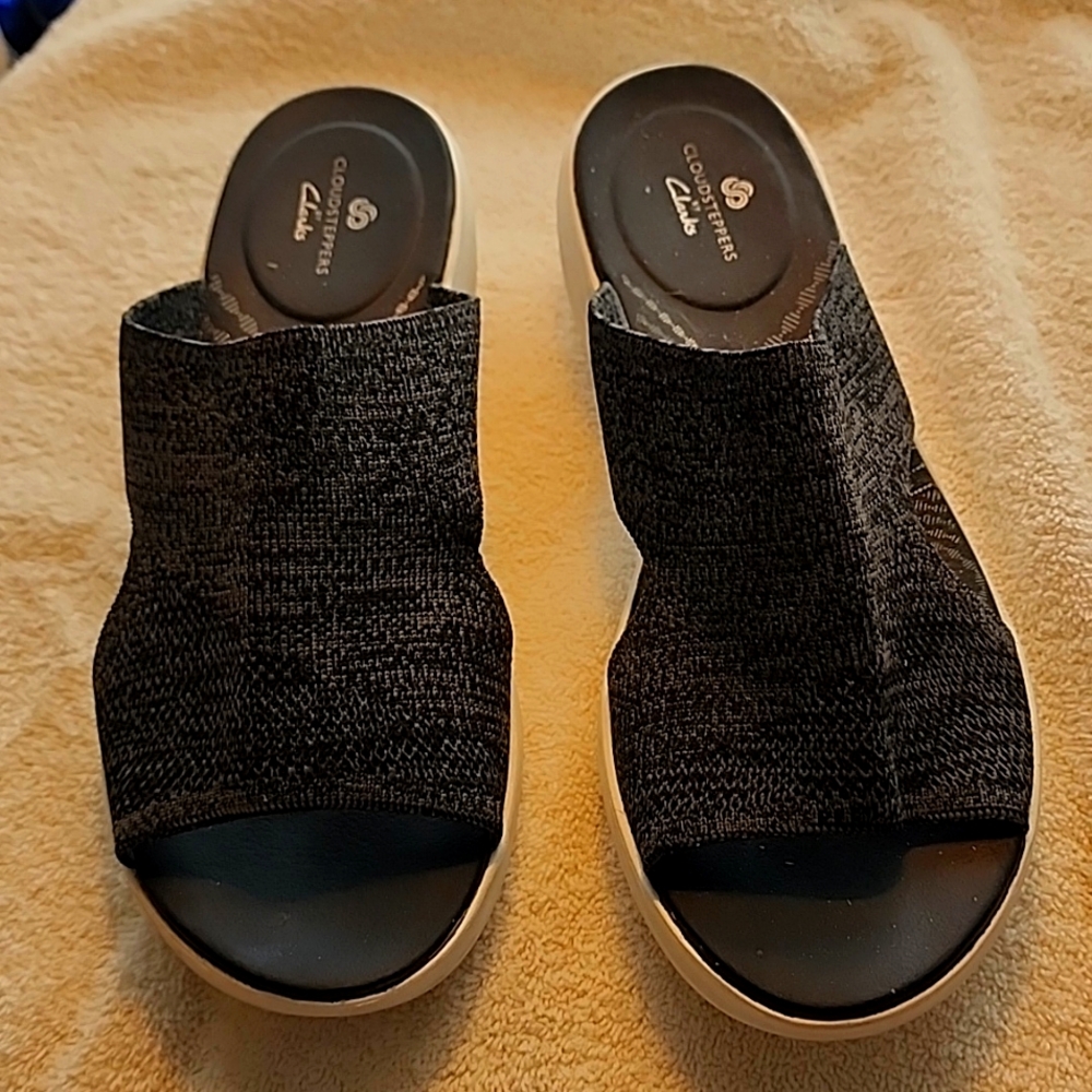 Clarks Cloudstepper Sandals